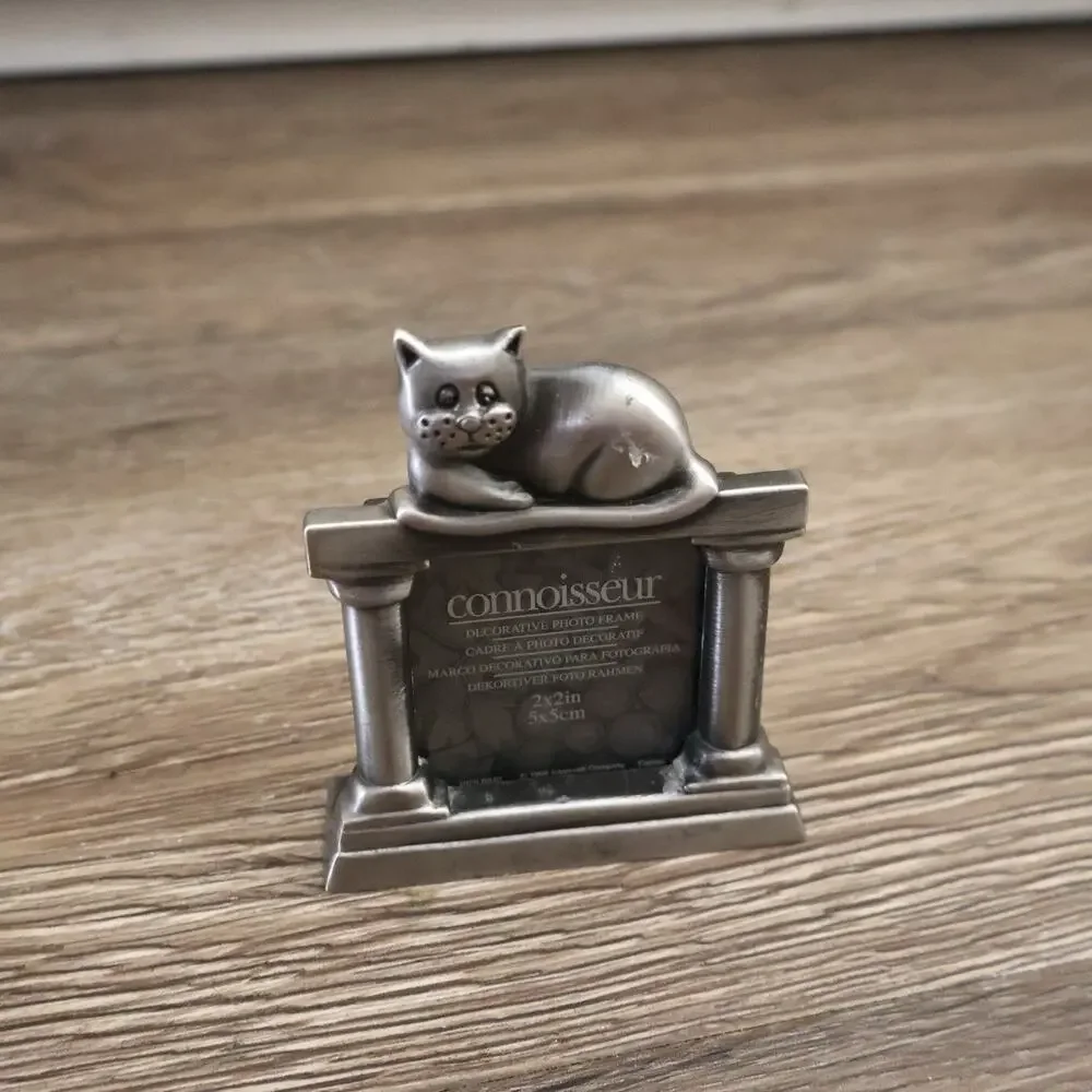 Vintage Connoisseur Silver Cat Kitty Pet Silver Tone Mini Photo Frame Decor 2x2